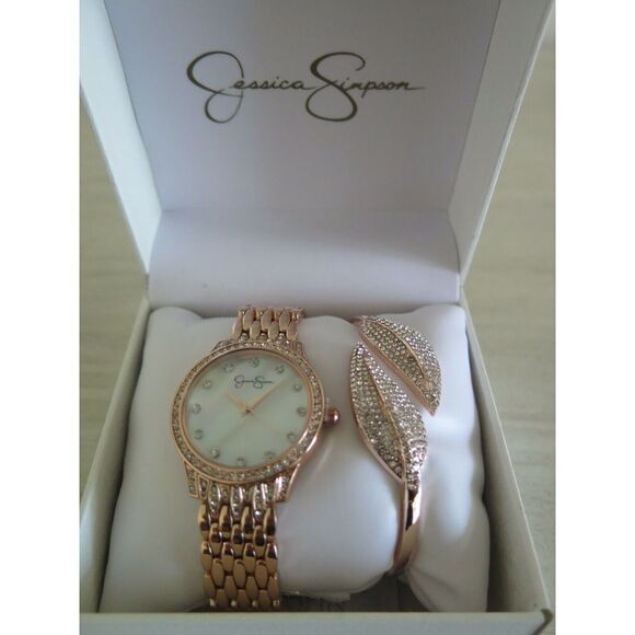 Jessica Simpson JSB8008RG Gold Crystal Leaf Hinged Bangle Watch Set $120 - Picture 2 of 9